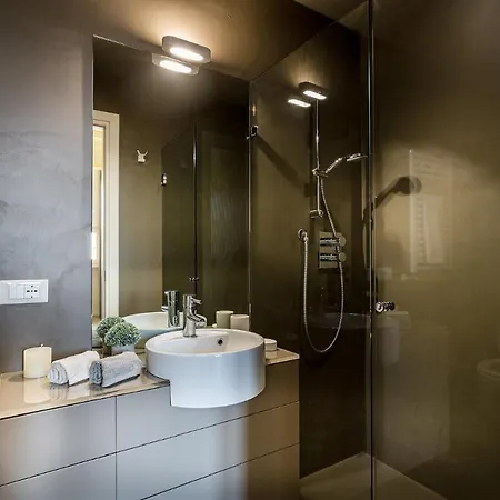 Casa Cachi 2, Modern Spacious 2 Bedrooms With Terrace And Elevator * Lucca