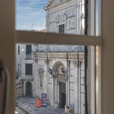 Apartment Casa Cachi 2, Modern Spacious 2 Bedrooms With Terrace And Elevator Lucca